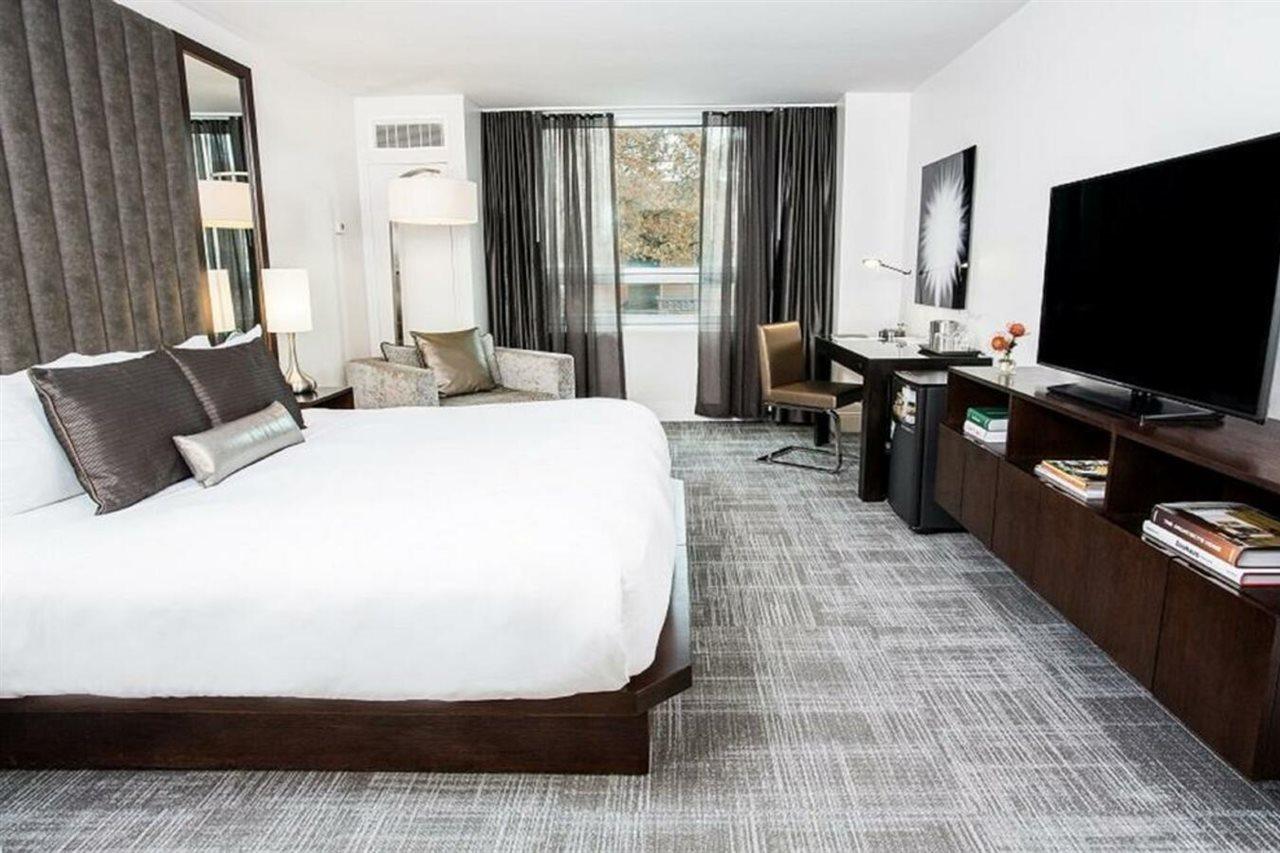 Graduate By Hilton Dallas Exterior foto